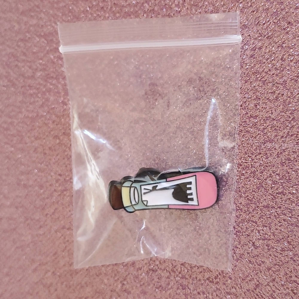 NEW Disney Kuzco’s Llama Poison Vial- Emperors New Groove Enamel Pin - Picture 5 of 6